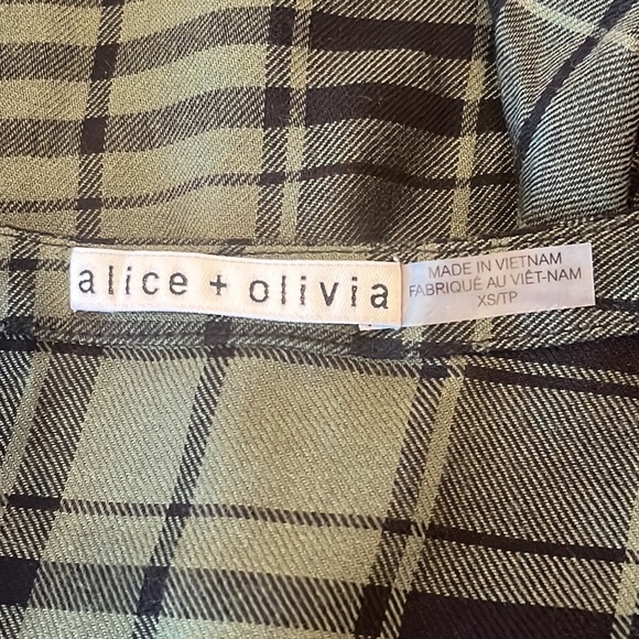 ALICE + Olivia Womens Janet Side Ruffle Blouse In Army / Black Size XS Plaid - Picture 5 of 8